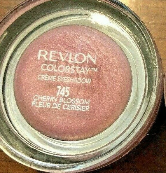 Revlon Colorstay  24 Hr Creme Eye Shadow 745 Shimmer Chatoyant Cherry Blossom - Image 1 of 1