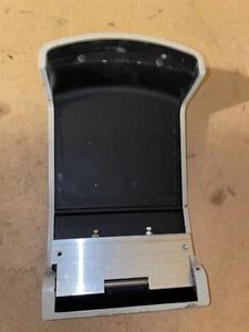 Sample compartment lid - Sanyo SP50 Spectrophotometer - Picture 1 of 2