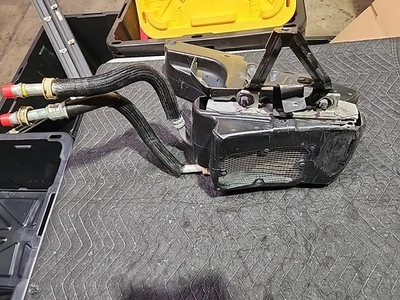 Dodge Charger Challenger Hellcat 2015-2023 6,2 L OEM enfriador de aceite con líneas/conducto Foto 1 de 4