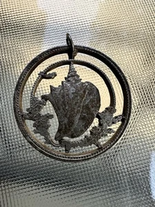 1972 Elizabeth II Sterling Silver Conch Shell Pendant, Hand Cut Bahamas Coin - Picture 1 of 3