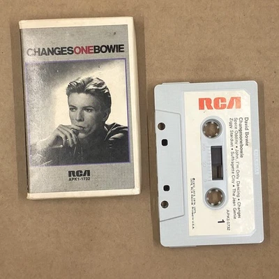 DAVID BOWIE Cassette Tape Rock Glam CHANGES ONE BOWIE FAME SPACE ODDITY FLIP BOX - Image 1 of 4