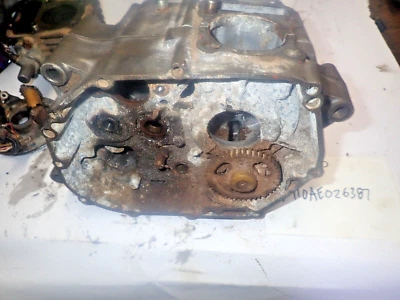 Kawasaki KLT 110 1985 motor izquierdo/derecho/motor cárteres centrales Foto 1 de 4