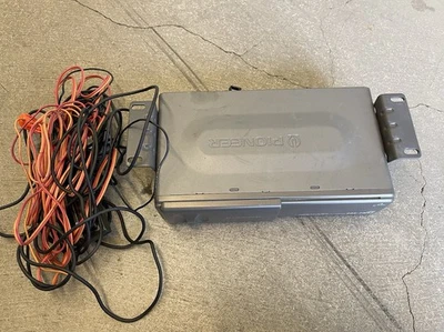 RARE Pioneer CDX-FM67 UC FM 67 6 Disc Multi-CD Universal Car Player - Image 1 of 4