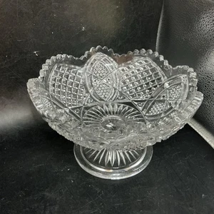 EAPG Duncan’s Sons & Co. #30 Scalloped Bowl 1897. Manganese Glow. 73k - Picture 1 of 10
