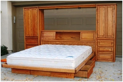 SOLID OAK 8-Piece California King-Size Luxury Master Bedroom Suite by Vargas  - Image 1 of 4