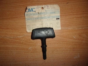 GENUINE OMC 4" RUBBER PULL START HANDLE 306152 VINTAGE NEW OLD STOCK - Foto 1 di 4