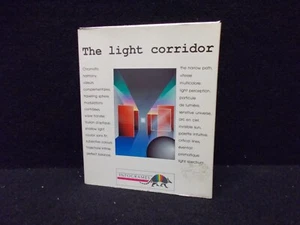 Infogrames - The Light Corridor, Diskette mit Handbuch (1990). #K-378-24 - Picture 1 of 2
