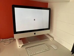 imac 21.5 LED 16:9 Widescreen (2011) - Afbeelding 1 van 1