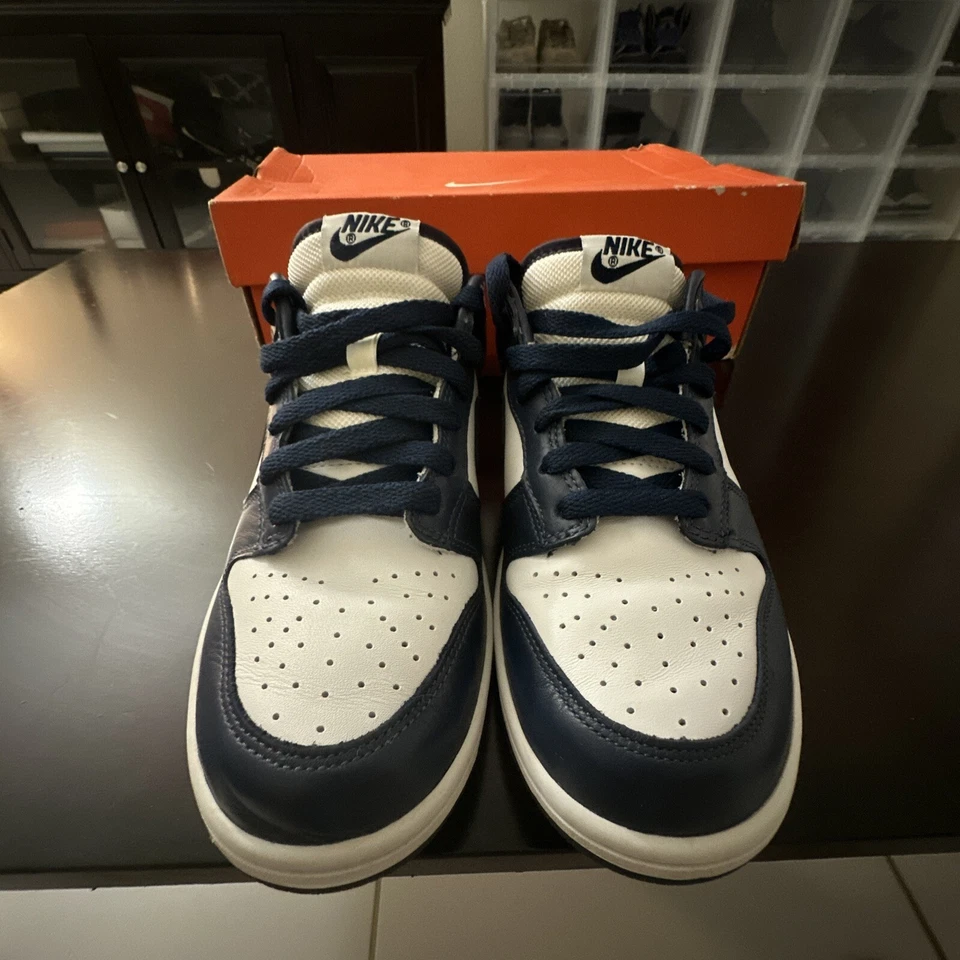 Size 7.5 - Nike Dunk Low Pro White - 304714-142 Pre Owned - Good Condition - Image 1 of 4