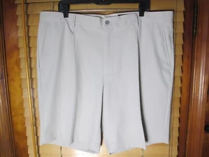 Greg Norman Shark Regular Fit Men's 40W Pleated Khaki Polyester Chino Shorts - Picture 1 of 4