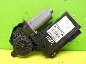 AUDI A4 estate B6 Right Rear  Door Window Motor 01-05 - Picture 1 of 2