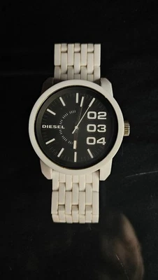Diesel DZ-1122 Men's White Silicone Band Analog Watch 5 BAR 002238 - Image 1 of 2