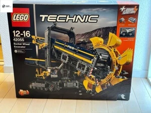 LEGO Technic Bucket Wheel Excavator 42055 In 2016 New Retired - Picture 1 of 8