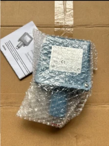 1 Stück NEU H100-706 Druckschalter DHL oder FedEx  - Bild 1 von 4