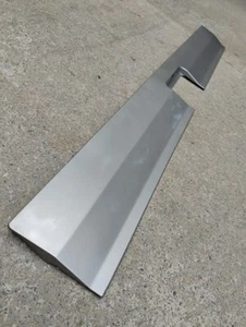 2003 2002 2005 2004 2006 Cadillac Escalade ESV Liftgate Molding Silver - Picture 1 of 8