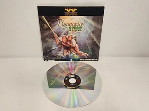 ROMANCING THE STONE Widescreen Laserdisc Michael Douglas, Kathleen Turner - Picture 1 of 8
