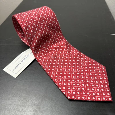 Palos de golf rojos Vineyard Vines colección personalizada corbata para hombre 100 % seda hechos en EE. UU. Foto 1 de 4