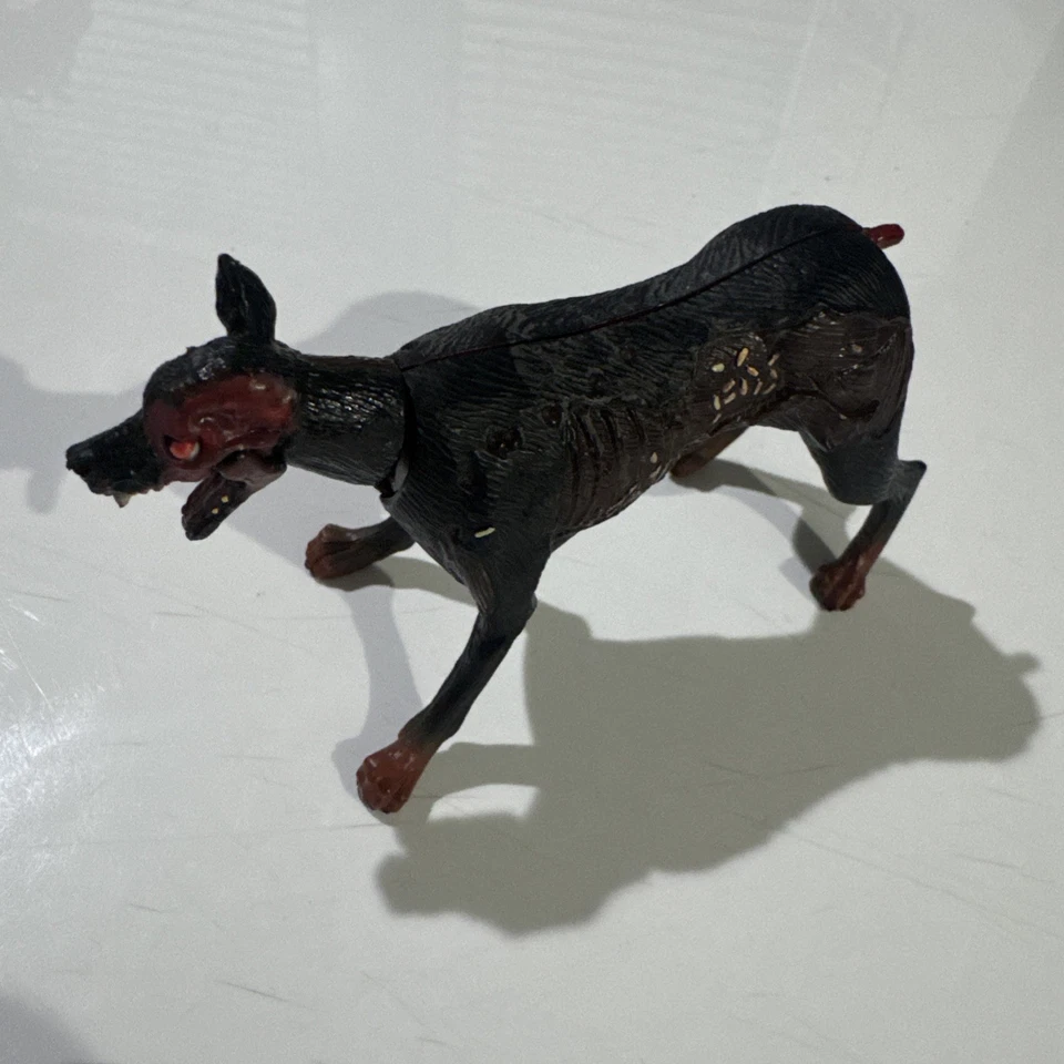 ToyBiz Resident Evil Cerberus Zombie Dog 1998 de colección Foto 1 de 3