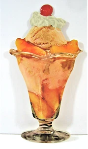 Letrero de cartón troquelado vintage helado melocotón helado Sundae 11" salón helado troquelado - Imagen 1 de 1