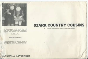 Ozark modello da cucire 35" folk BAMBOLE E VESTITI cucire abito salopette scarpe berretto NON TAGLIATO - Foto 1 di 1