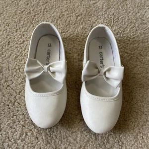 Scarpa slip on bianca Carters taglia 13 - Foto 1 di 8