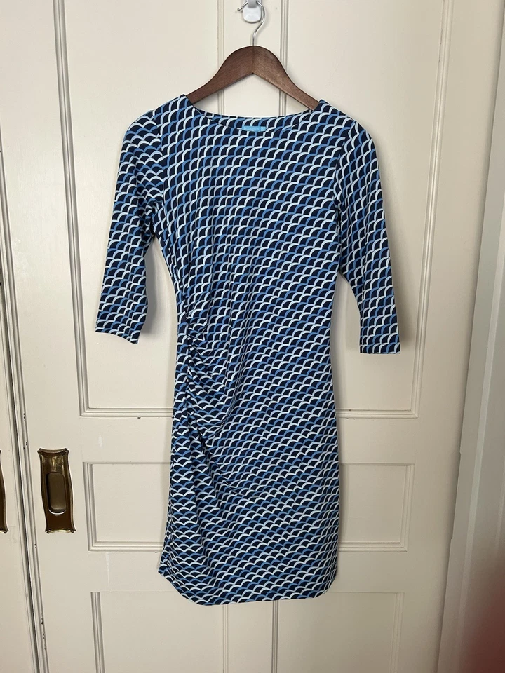 Vestido Vaina J. McLaughlin Estampado Ondulado Cintura Acanalada Para Mujer Talla XS Azul Clásico Foto 1 de 4