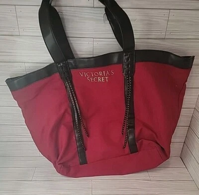Victoria Secret 红色大号手提包过夜包肩流苏 22x15 — 第 1/4 张图片