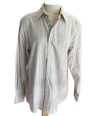 AXCESS A Claiborne Company Hombre’s Med. LS Blanco con Botón a Cuadros Medio Negro Foto 1 de 4