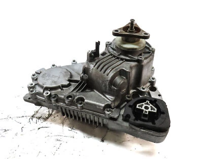 2009-2014 BMW X5M X6 X6M (E70 E71) 4.4L S63 TWIN TURBO ENGINE - TRANSFER CASE - Image 1 of 4