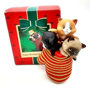 Three Kittens In A Mitten Hallmark Keepsake Ornament 1984 OX4311 In Box Vintage - Picture 1 of 14
