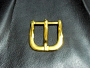 STOCK di 100 (CENTO) FIBBIE DORATE PER CINTURE - Foto 1 di 2