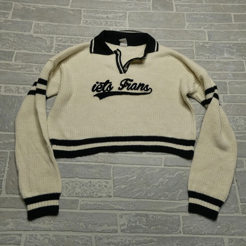 Suéter corto cuadrado iets frans para mujer beige medio tejido con cable cuello letterman Foto 1 de 4