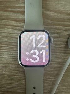 GPS Only Apple Watch Series 9 41MM Starlight Aluminum Starlight Sport Band A2978 - Zdjęcie 1 z 8