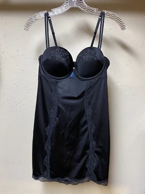 Prendas moldeadoras Cosmopolitan negras de cuerpo completo talla 6/medianas Foto 1 de 4