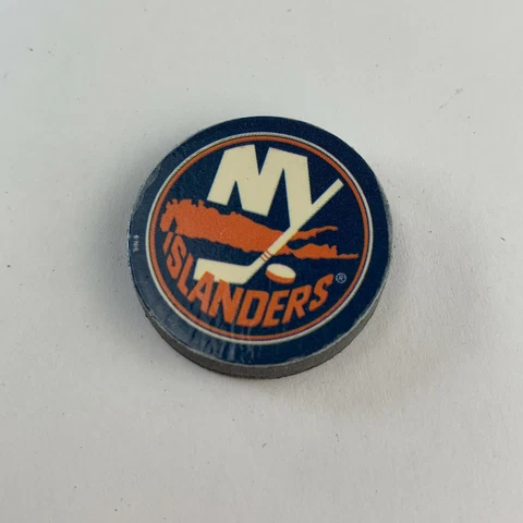 New York Islanders NY NHL Puck Magnet 1" Hockey Sport Dots Logo Cover