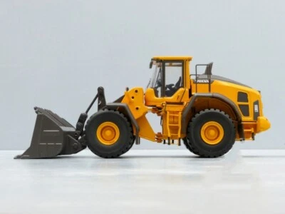 1:50 VOLVO L180H Wheel Loader Forklift Construction Machine Diecast Model - Image 1 of 4