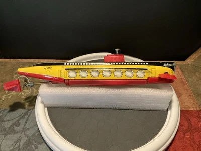 Electro-submarino/submarino a batería Schuco Toys años 60 Alemania  Foto 1 de 4
