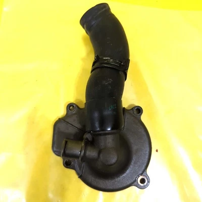 Cubierta de la bomba de refrigerante de agua del motor original Buell 1125R 2008 Foto 1 de 4