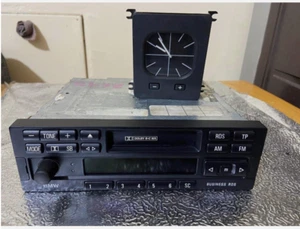 BMW E30 OEM Euro Analog Dashboard Clock 13769036213 - Bild 1 von 4