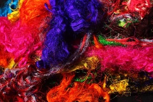 Multicolour Sari Tussah Silk Handmade Fiber Waste For Spinning Crafting - 1 Kg - Picture 1 of 6