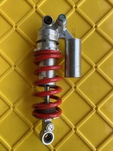 YAMAHA YZF-R Shock Absorber (Rear) 4AA-22259-40 3247134 - Bild 1 von 3