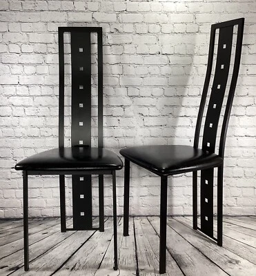 Sillas Modernas Amisco GIBO POST 2 Beetlejuice Respaldo Alto Comedor NEGRAS Estilo Mcintosh Foto 1 de 4