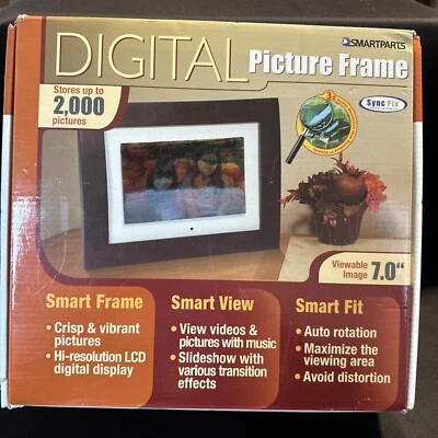 Smartparts Digital Picture Frame 7.0 Inch Viewable Screen Up To 3,000 Pictures - Image 1 of 3