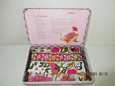 VERA BRADLEY APRON GIFT SET (TEA GARDEN) (RARE & RETIRED) - Image 1 of 4