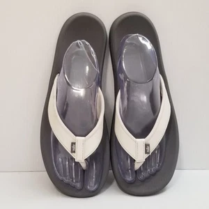 Nike Womens Bella Kai Thong Flip Flop Sandals White Gray AO3622-003 Size 11 - Imagen 1 de 15