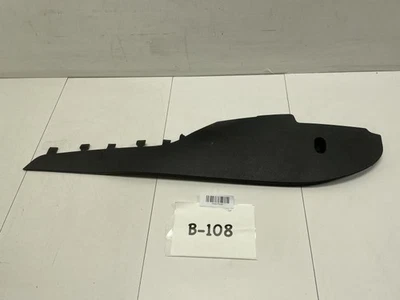 Volkswagen Jetta 2014 sedán consola de piso central cubierta del lado derecho del pasajero Foto 1 de 4