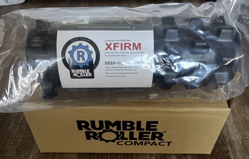 Rodillo de espuma texturizado extra firme compacto RumbleRoller 12" negro Foto 1 de 3