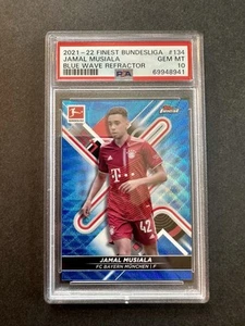 2021-22 Topps Finest Bundesliga Jamal Musiala Blue Wave Refractor /150 PSA 10 - Picture 1 of 3