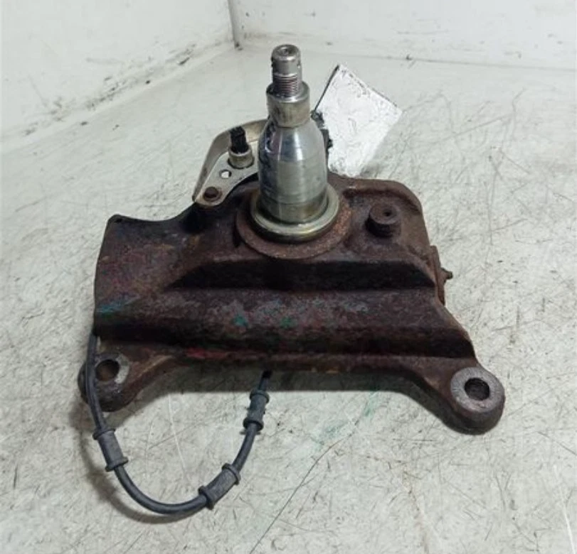 2007-2014 Ford E150 E250 E350 Front Right Passenger Spindle Knuckle Assembly Oem - Image 1 of 4