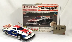 Auto radiocomandata vintage Lancia Stratos Turbo con scatola e controller Campagnolo scala 1/12 - Foto 1 di 17